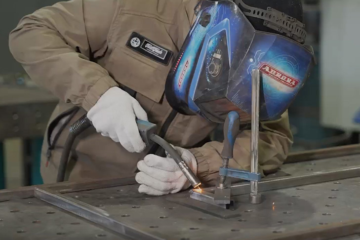 электродуговая сварка на заказ